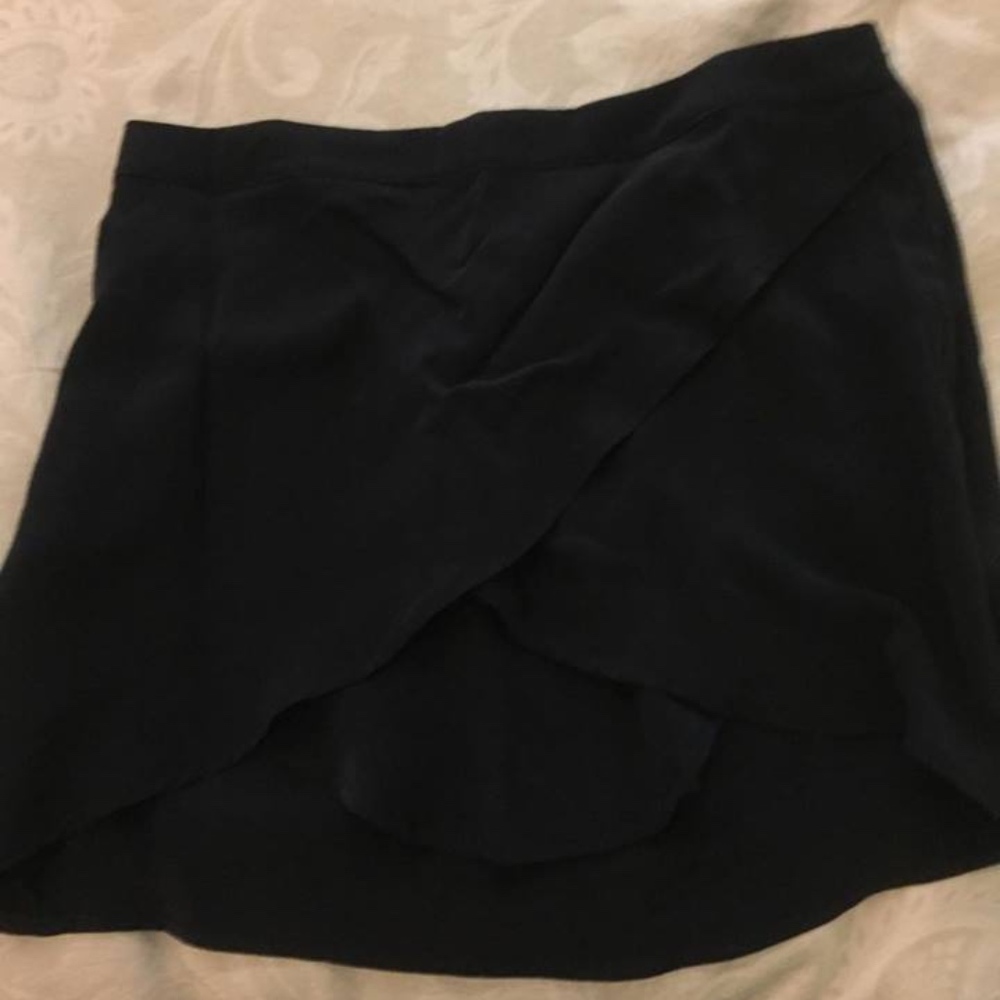 NWT Black mini skirt